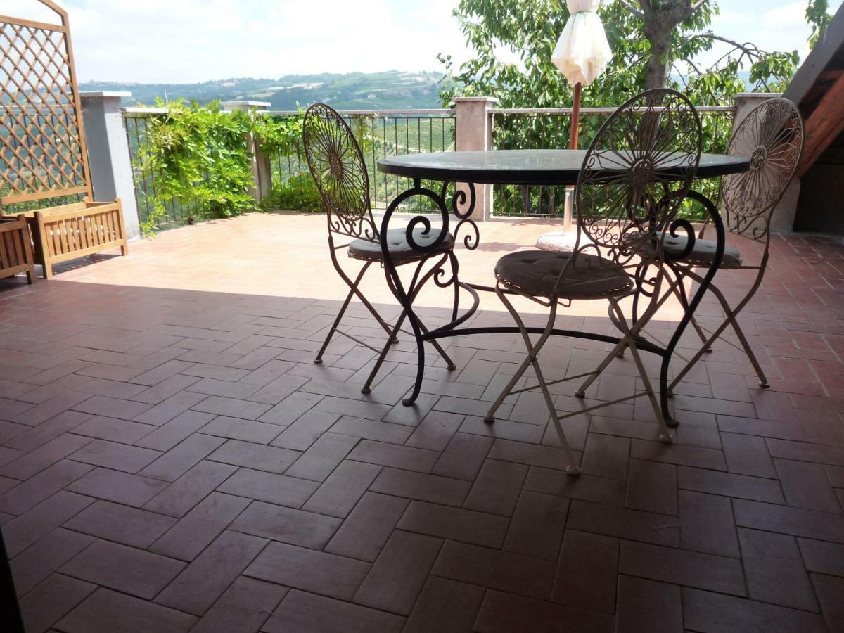 Ferienwohnung La Vigna Del Parroco-2- Serralunga d'Alba Exterior foto